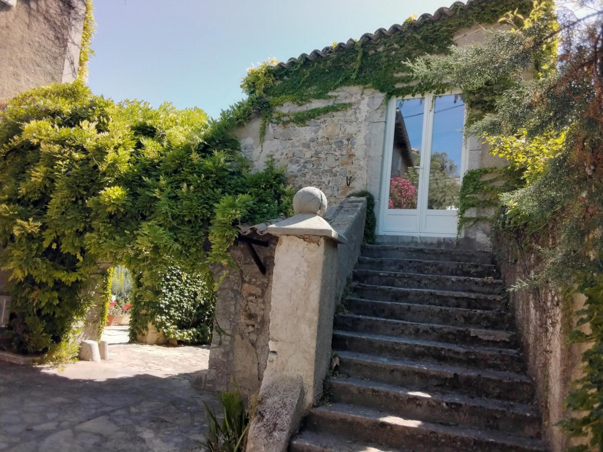Le Domaine Du Soulier -Gite Et Chambres D'Hotes - La Maison Du Gardien Tornac 외부 사진