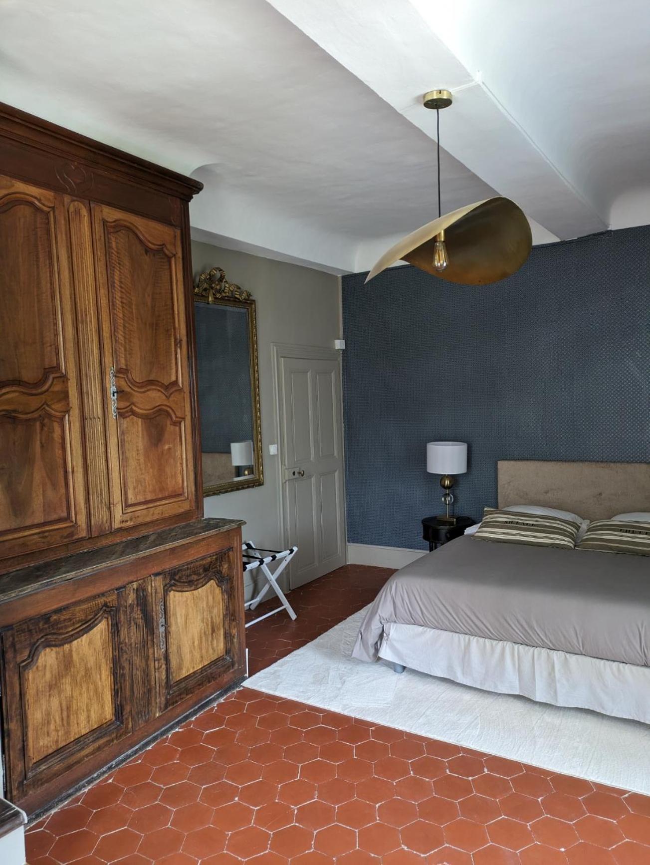 Le Domaine Du Soulier -Gite Et Chambres D'Hotes - La Maison Du Gardien Tornac 외부 사진